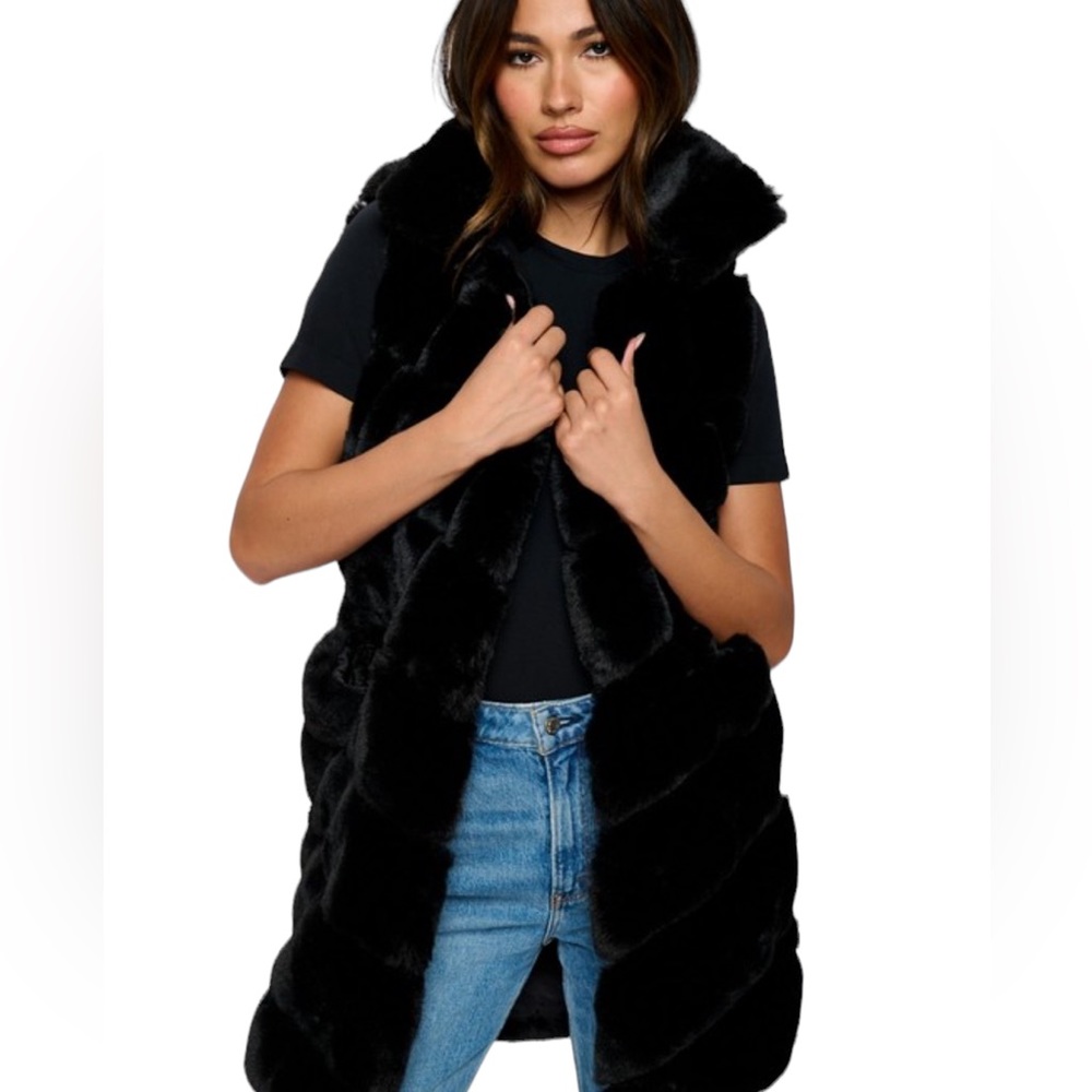 Black Quilted Faux Fur Vest NWT